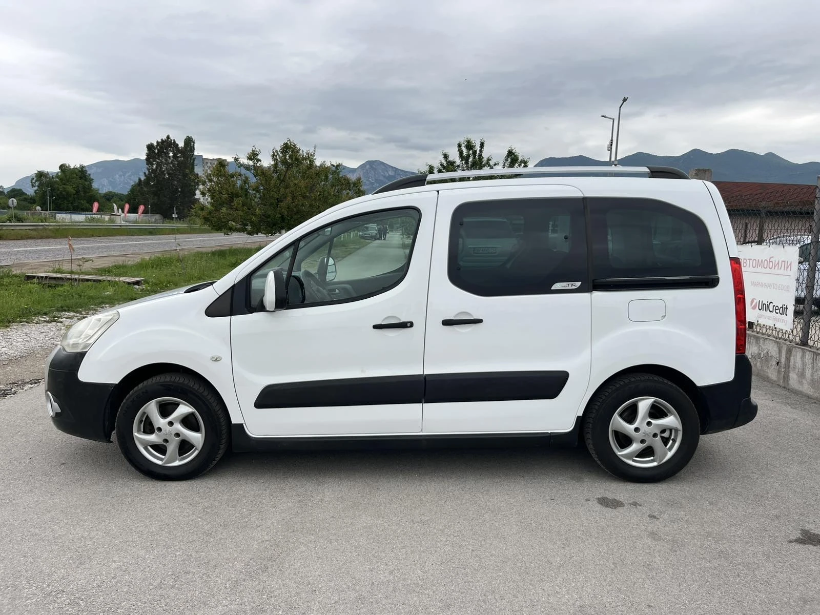 Citroen Berlingo XTR 1.6HDI 92кс КЛИМАТИК ПЕРФЕКТНО ВНОС ИТАЛИЯ, снимка 6 - Автомобили и джипове - 54646355