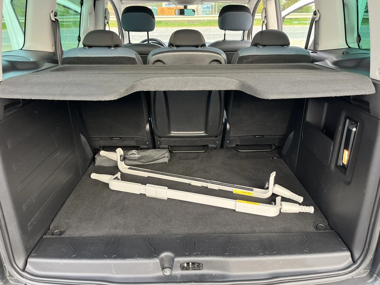 Citroen Berlingo XTR 1.6HDI 92кс КЛИМАТИК ПЕРФЕКТНО ВНОС ИТАЛИЯ, снимка 16 - Автомобили и джипове - 54646355