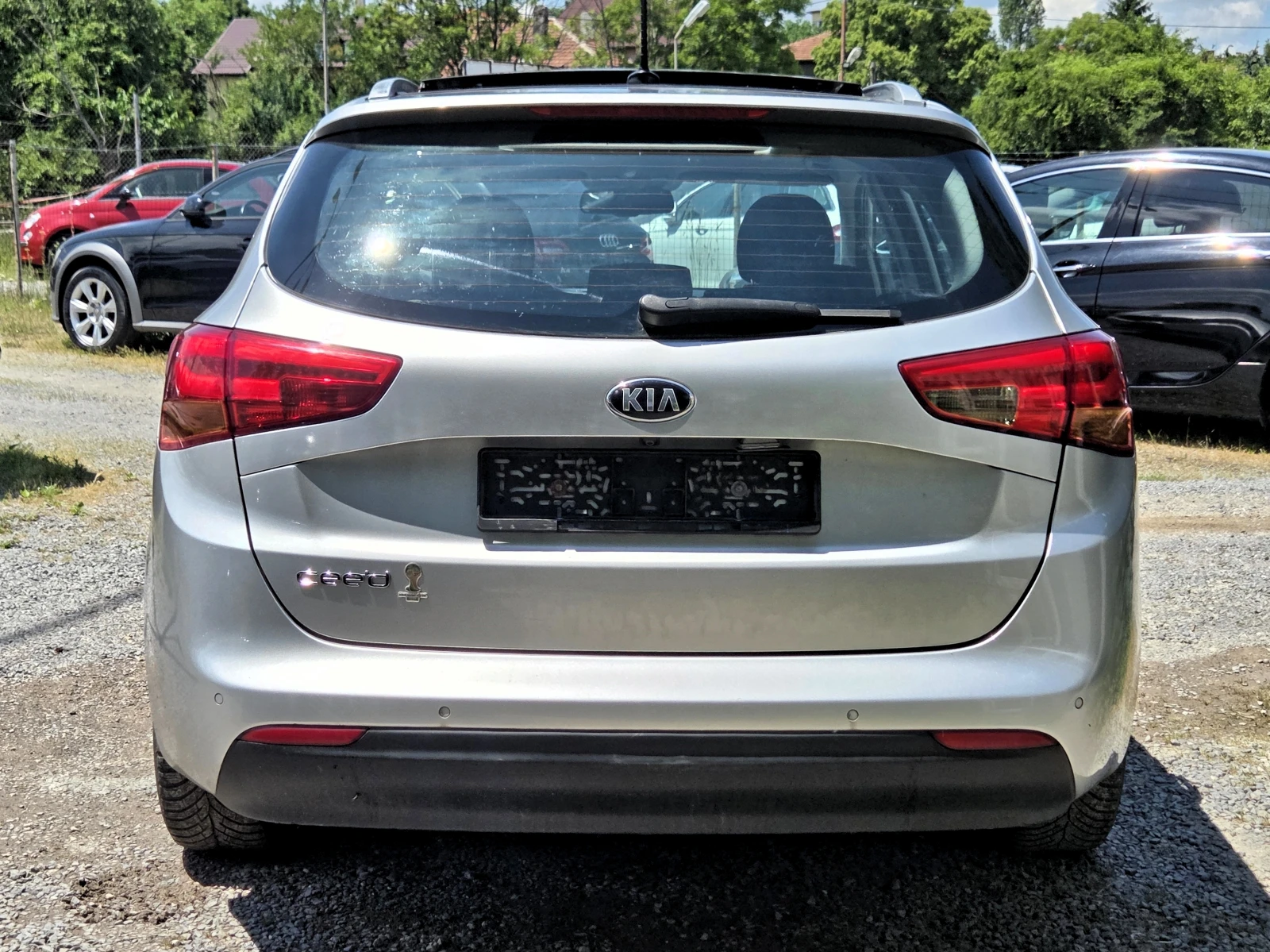 Kia Ceed 1.6i AUTOMATIC/ШИБИДАХ/NAVI, снимка 7 - Автомобили и джипове - 54861585