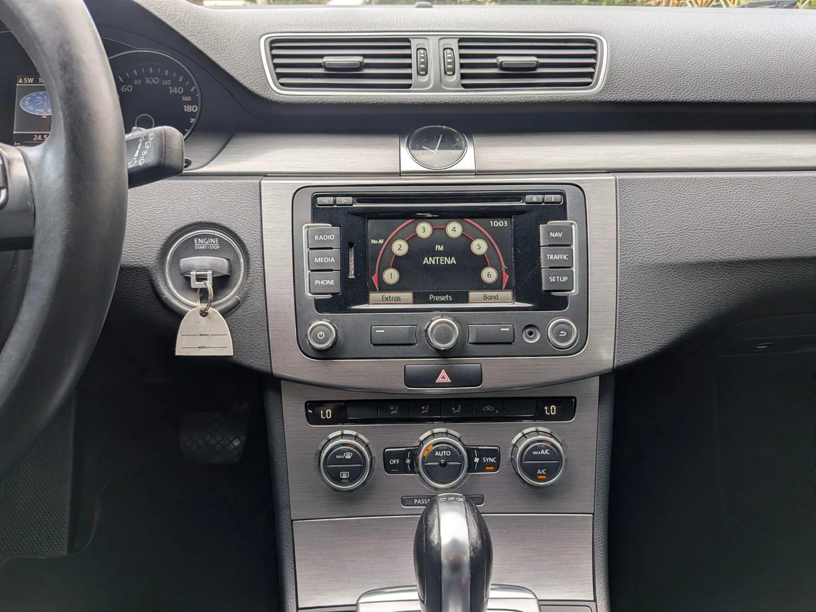 VW Passat * 1.4TSI* ECOFUEL* DSG* NAVI* HIGHLINE* ФАБРИЧЕН М, снимка 13 - Автомобили и джипове - 55383053