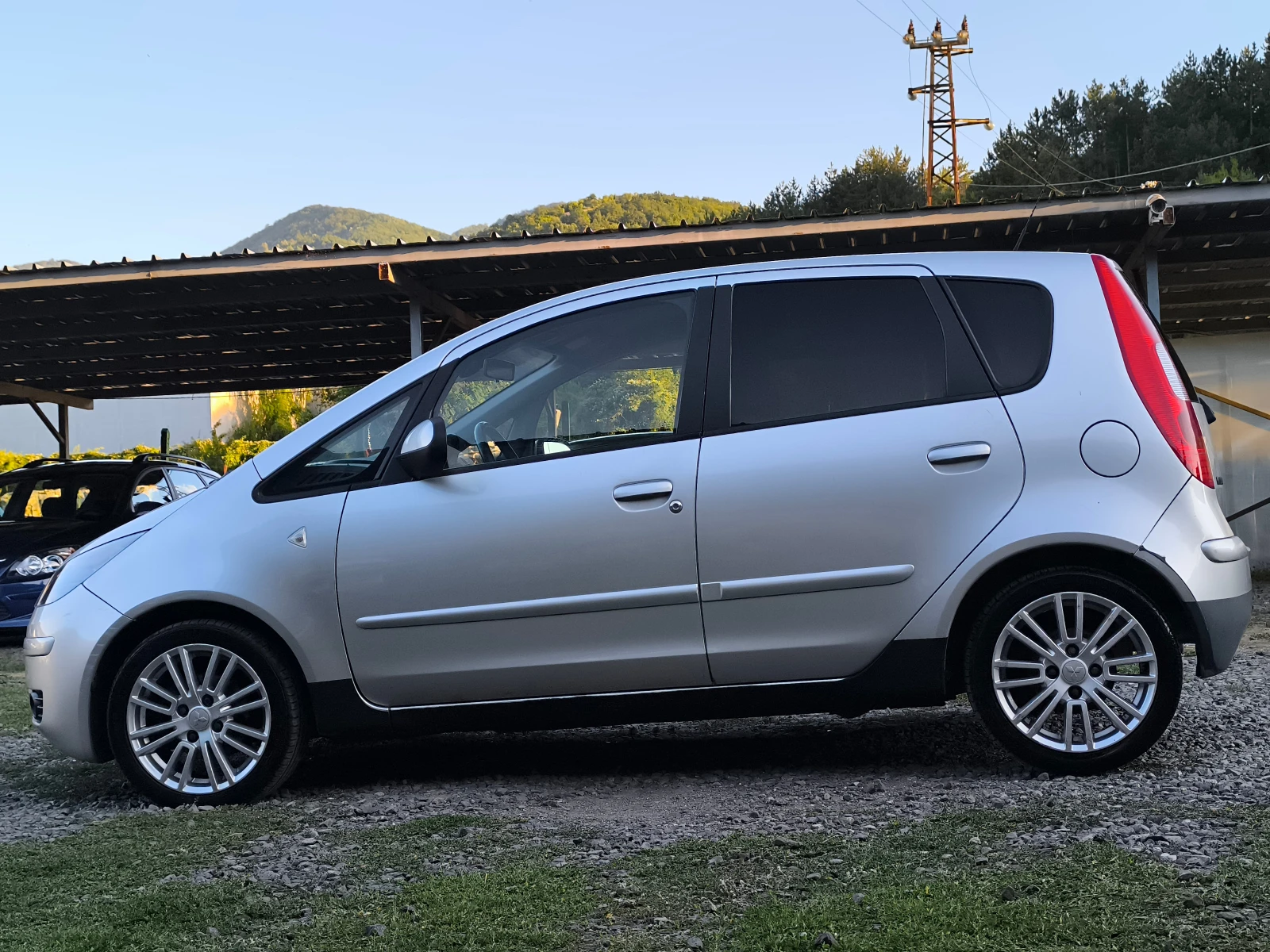 Mitsubishi Colt FACE LIFT-1.3i-95кс(4-цилиндъра, верига)-КЛИМАТИК-, снимка 6 - Автомобили и джипове - 55486062