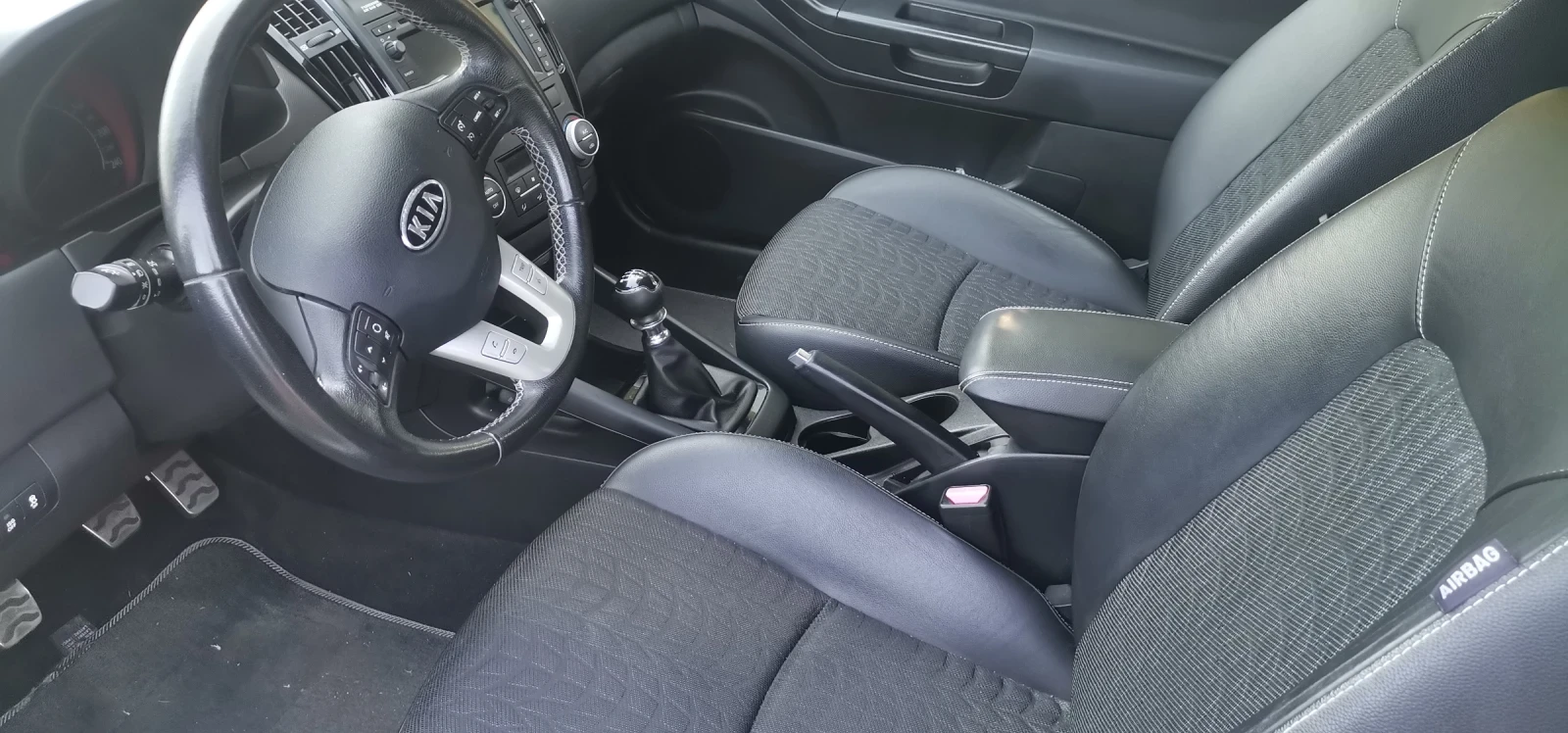Kia Ceed, снимка 12 - Автомобили и джипове - 55559635