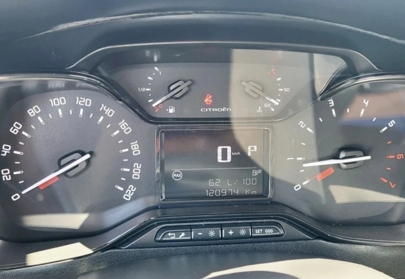 Citroen C3 AUTOMATIC EURO6, снимка 6 - Автомобили и джипове - 55891263