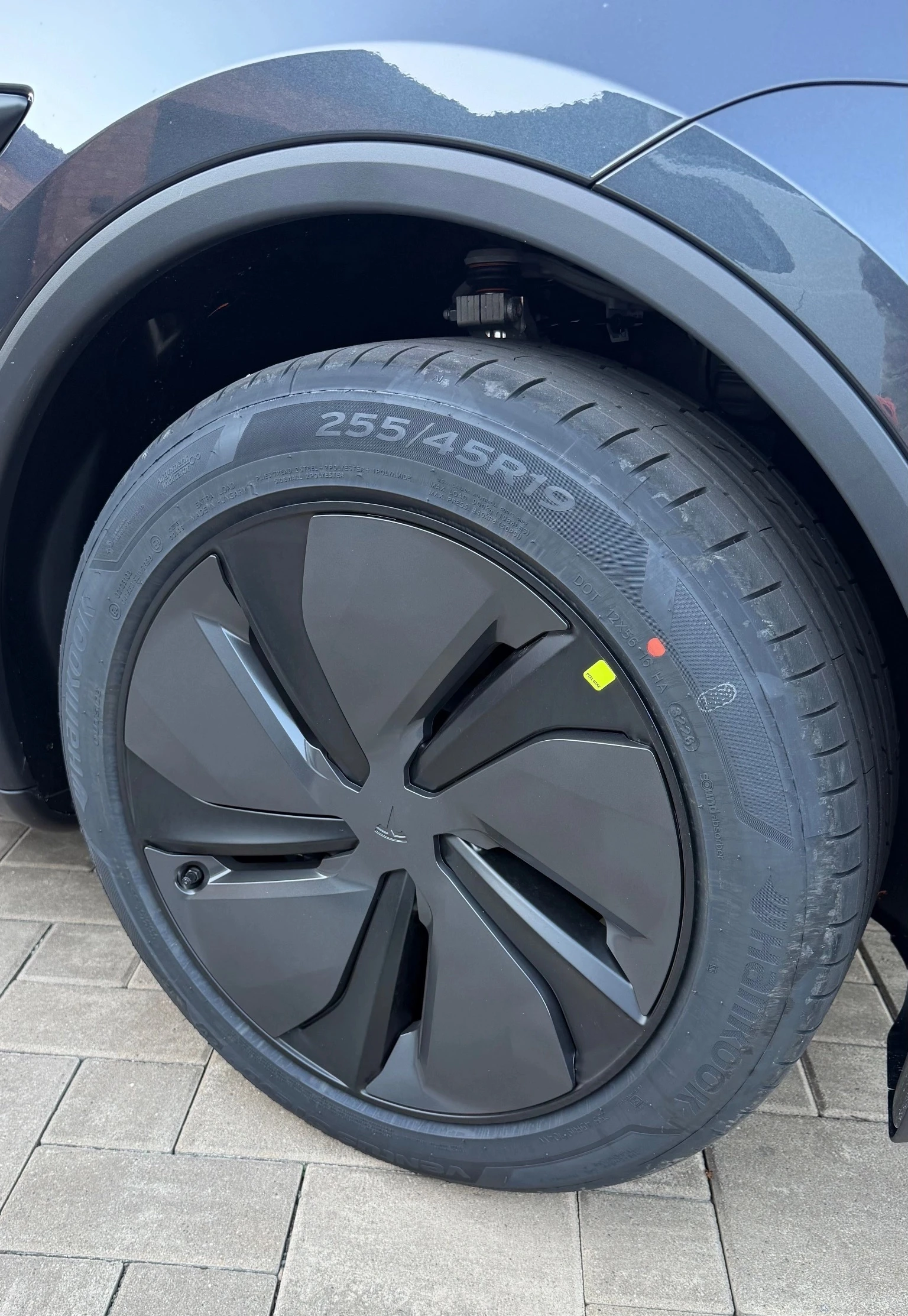Tesla Model Y 62.5 kWh Standard, снимка 2 - Автомобили и джипове - 56493160