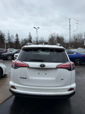 Toyota Rav4 LE, снимка 10