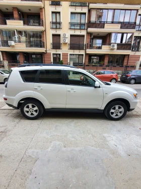 Mitsubishi Outlander 2.4i 4x4 Автоматик, снимка 9