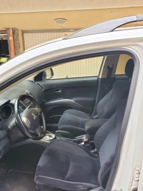 Mitsubishi Outlander 2.4i 4x4 Автоматик, снимка 15