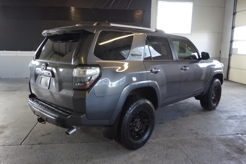 Toyota 4runner TRD Pro, снимка 3 - Автомобили и джипове - 48143977