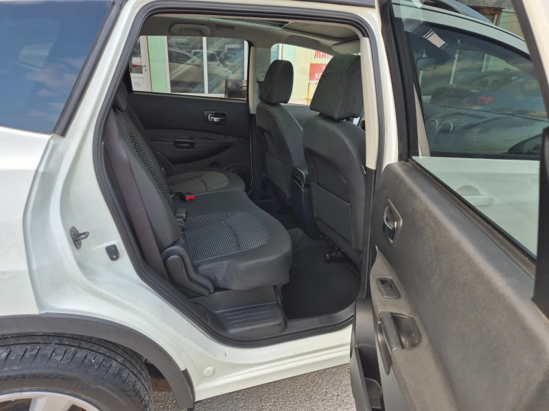 Nissan Qashqai 2.0DCI  7 МЕСТА 4X4 ITALY, снимка 10 - Автомобили и джипове - 49470901