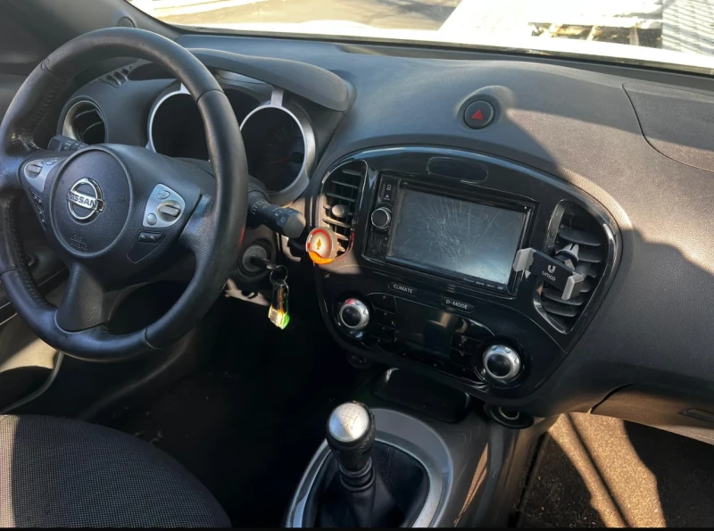 Nissan Juke, снимка 5 - Автомобили и джипове - 49378094