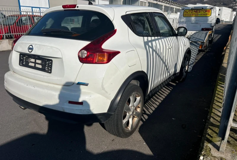 Nissan Juke, снимка 4 - Автомобили и джипове - 49378094