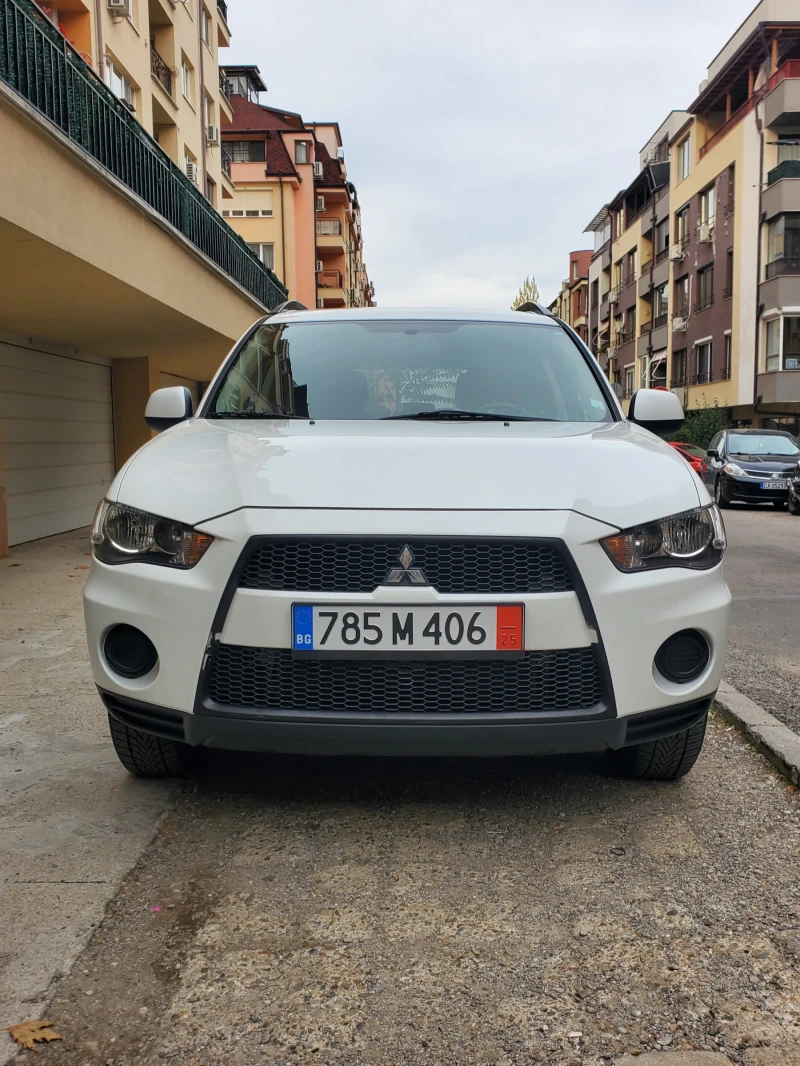 Mitsubishi Outlander 2.4i 4x4 Автоматик