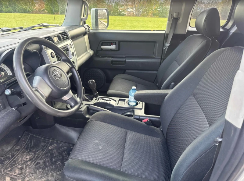 Toyota Fj cruiser 4WD , снимка 5 - Автомобили и джипове - 52457821