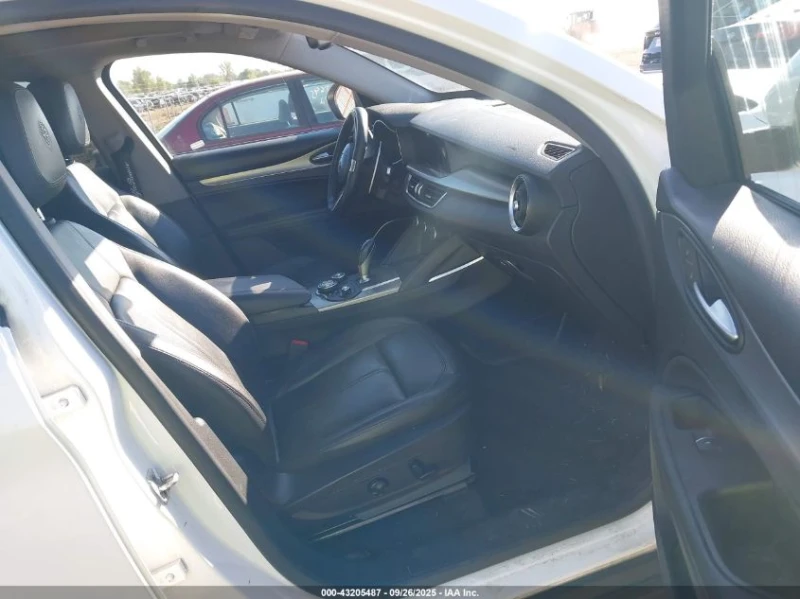 Alfa Romeo Stelvio 2018 ALFA ROMEO STELVIO SPORT AWD, снимка 10 - Автомобили и джипове - 52809832