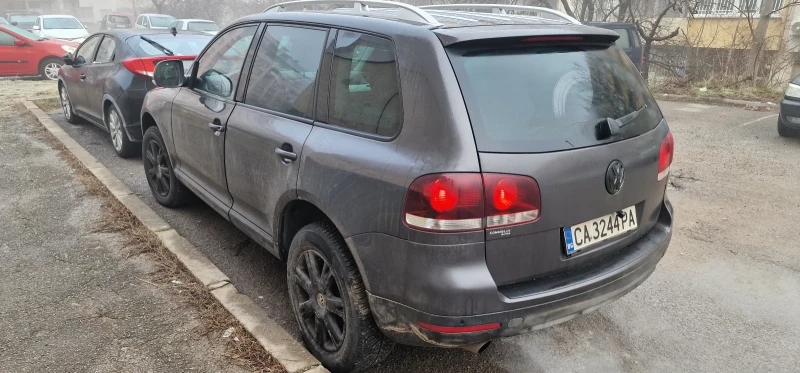 VW Touareg 3.0 TDI, снимка 4 - Автомобили и джипове - 53254186