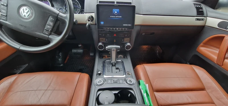 VW Touareg 3.0 TDI, снимка 8 - Автомобили и джипове - 53360703