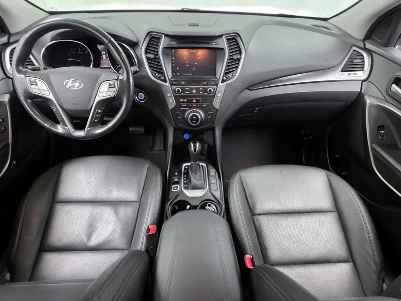 Hyundai Santa fe 2.0, снимка 7 - Автомобили и джипове - 54871474