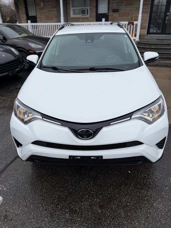 Toyota Rav4 LE, снимка 4 - Автомобили и джипове - 54711496