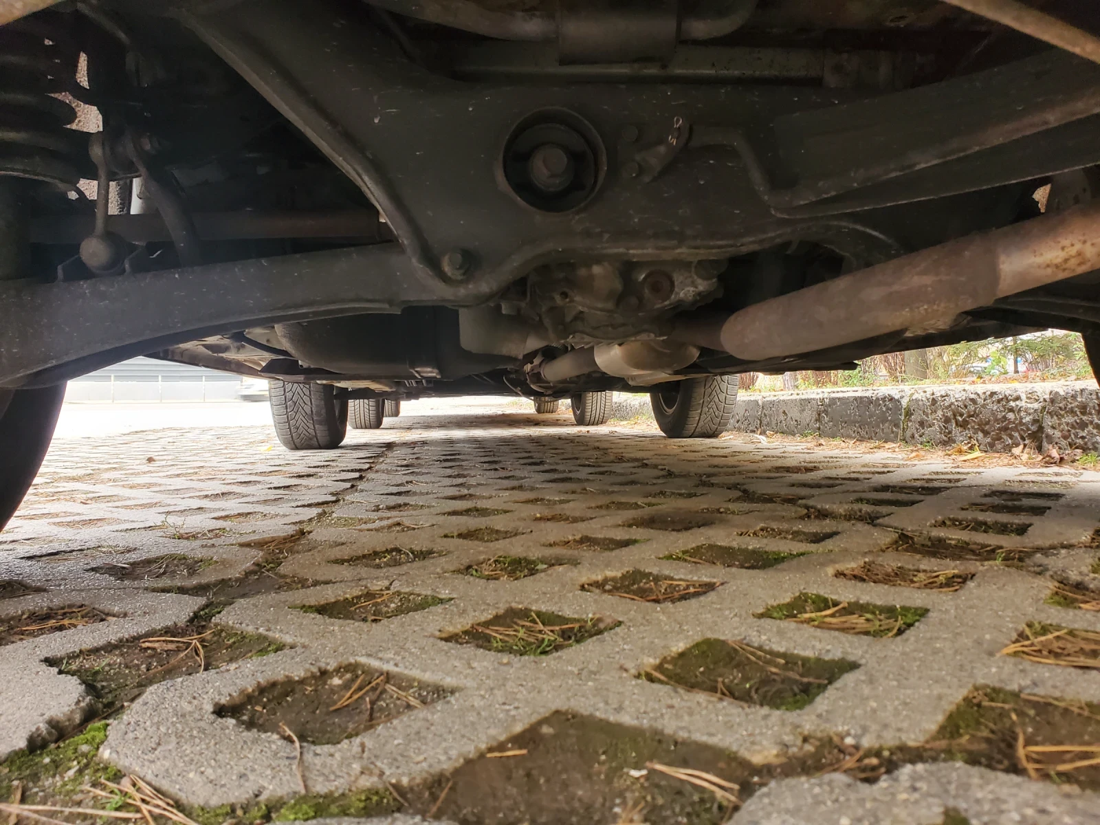 Mitsubishi Outlander 2.4i 4x4 ��������� | Mobile.bg � ����������� 17