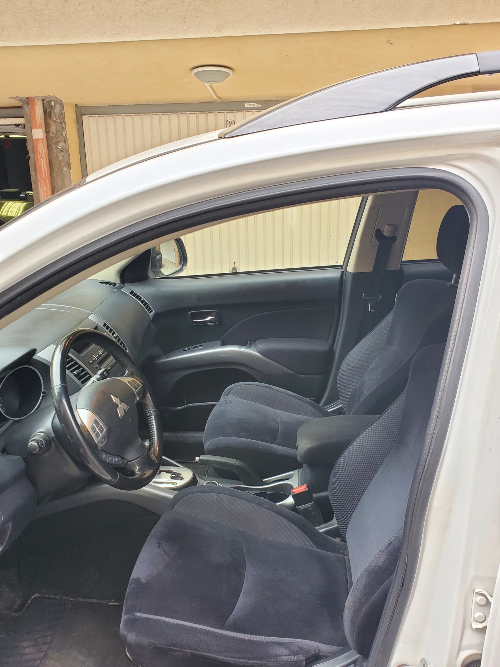 Mitsubishi Outlander 2.4i 4x4 ��������� | Mobile.bg � ����������� 15