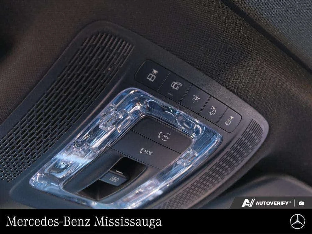 Mercedes-Benz GLB * 250 * 360 камери * Дистроник * , снимка 17 - Автомобили и джипове - 54042827