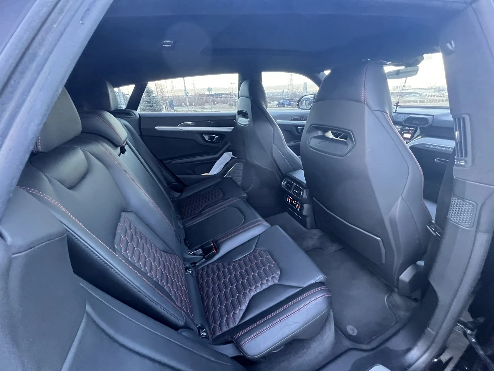 Lamborghini Urus Carbon Bang&Olufsen FULL | Mobile.bg � ����������� 7