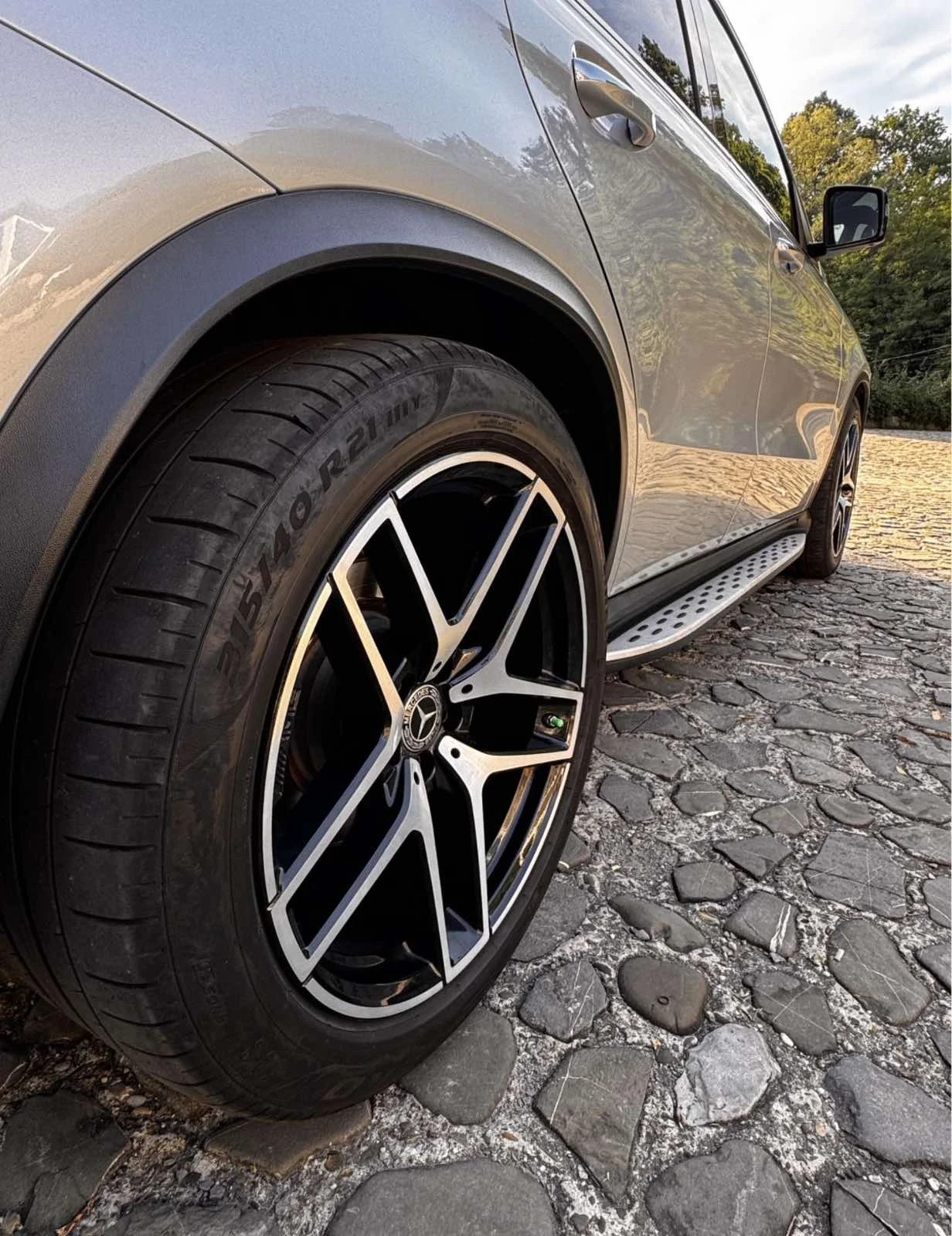 Mercedes-Benz GLE 350 FULL AMG | COUPE | 4MATIC | 2017 | 258HP | ПАНОРАМ, снимка 8 - Автомобили и джипове - 54695175