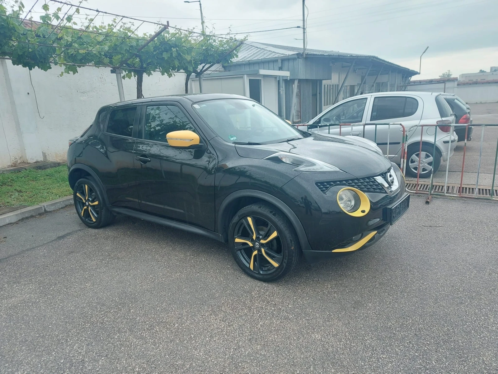 Nissan Juke, снимка 2 - Автомобили и джипове - 54725684