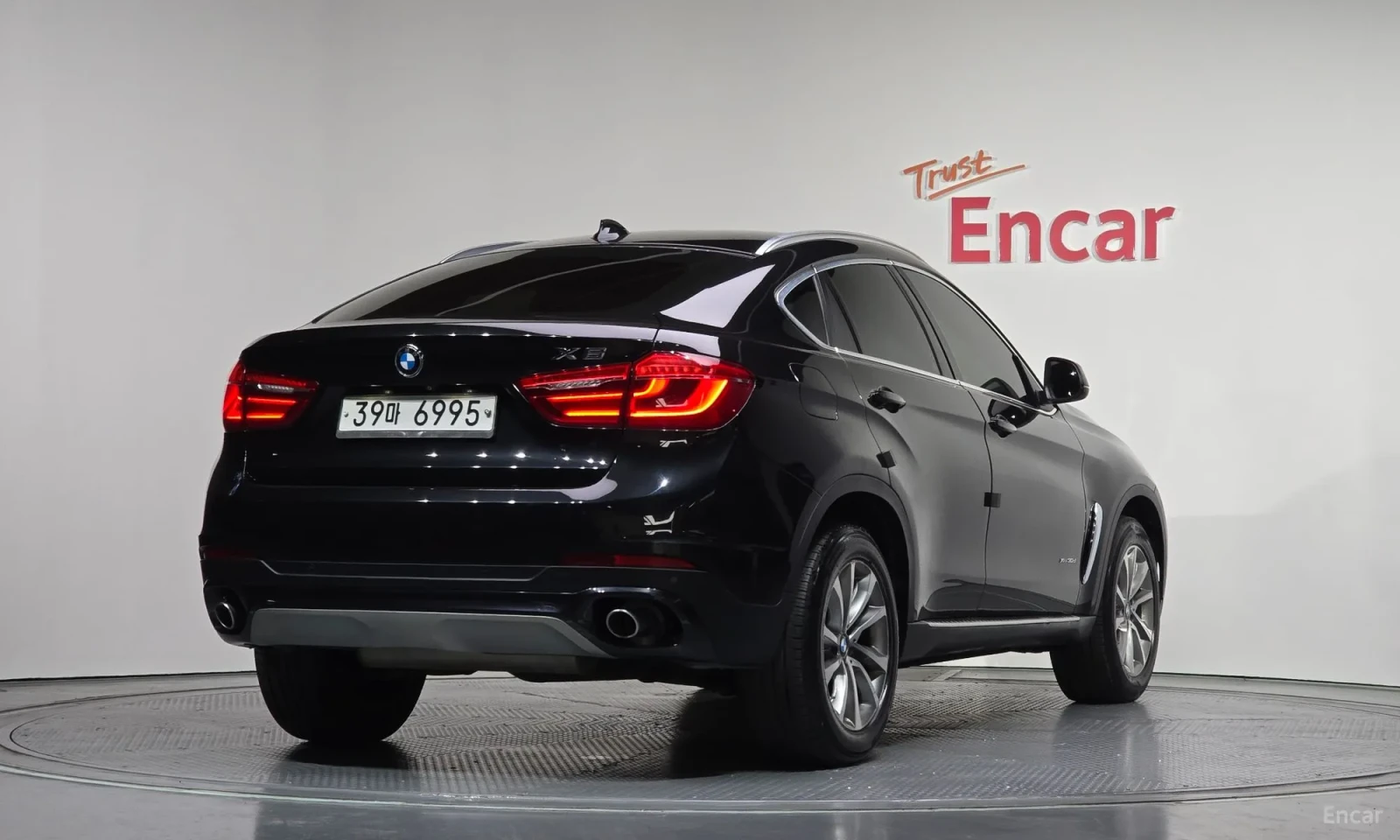 BMW X6 360 КАМЕРИ\ВСИЧКИ АСИСТИ\ТОП ЦЕНА, снимка 2 - Автомобили и джипове - 55572022