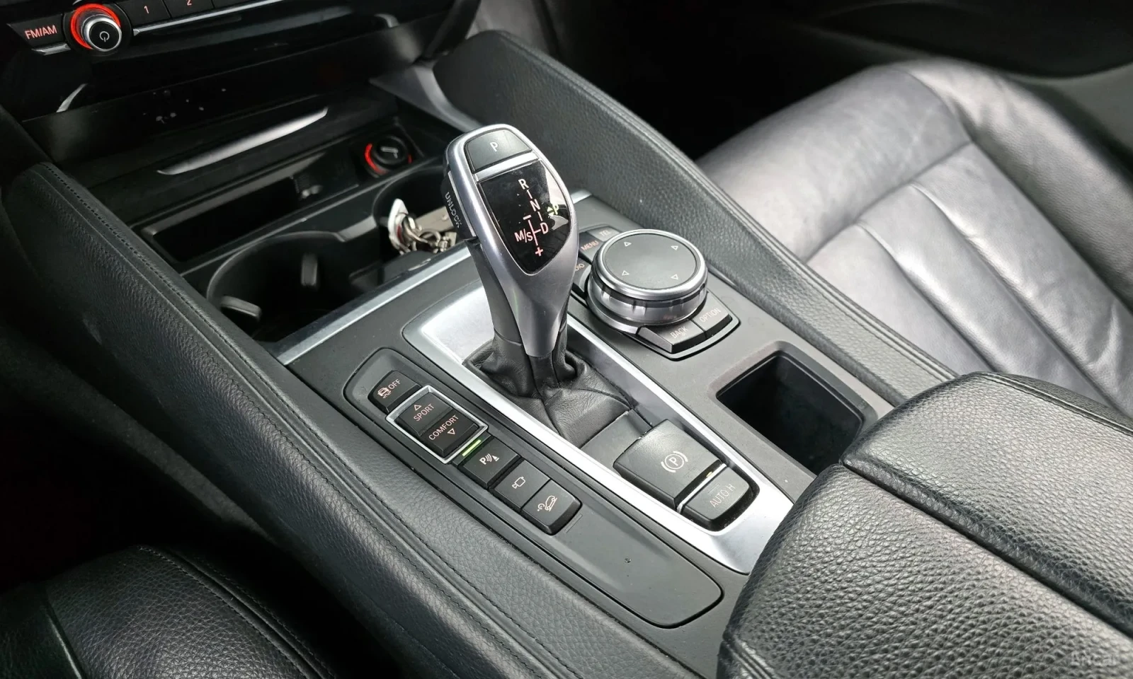 BMW X6 360 КАМЕРИ\ВСИЧКИ АСИСТИ\ТОП ЦЕНА, снимка 9 - Автомобили и джипове - 55572022