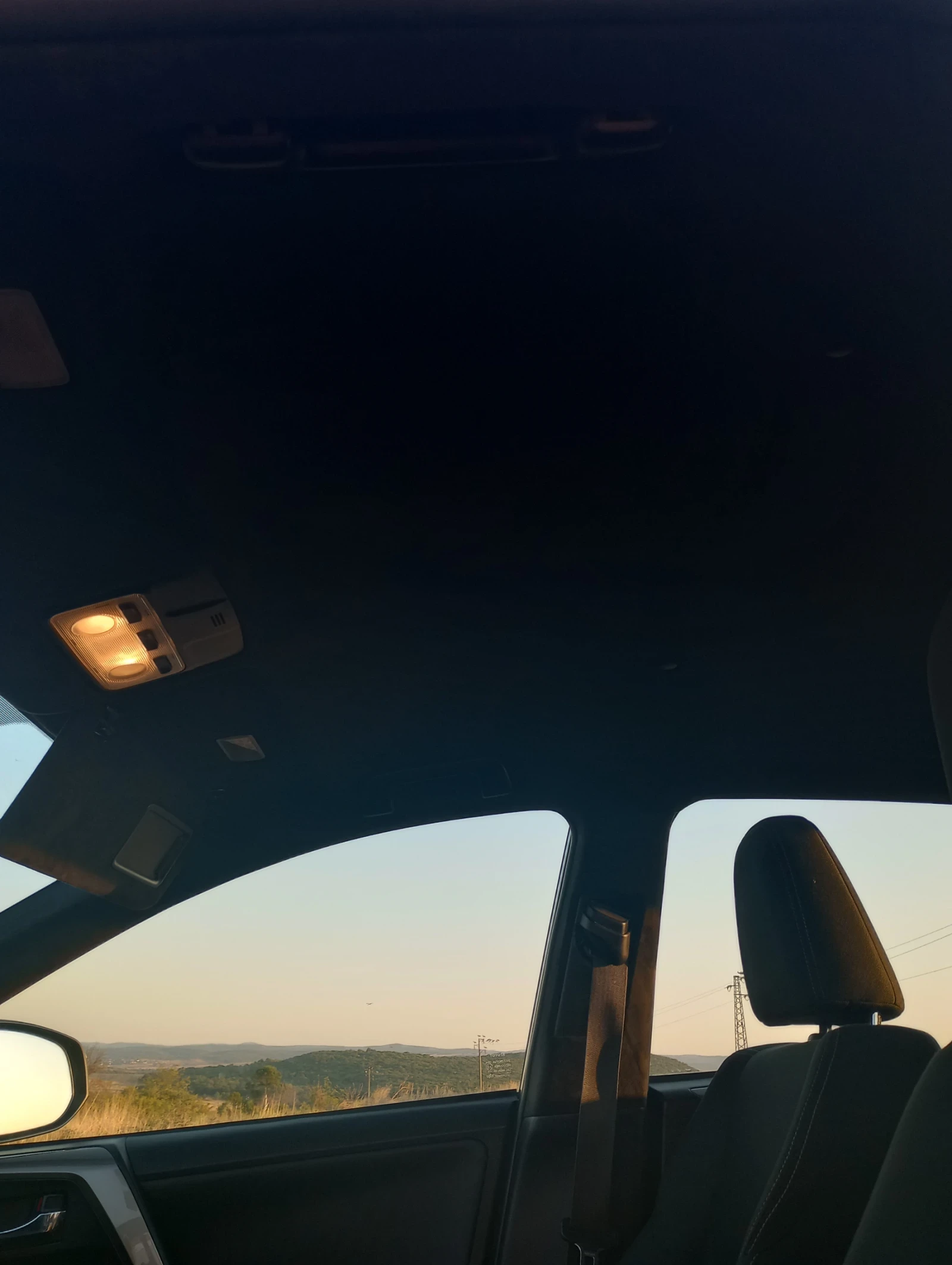 Toyota Rav4, снимка 13 - Автомобили и джипове - 55618715