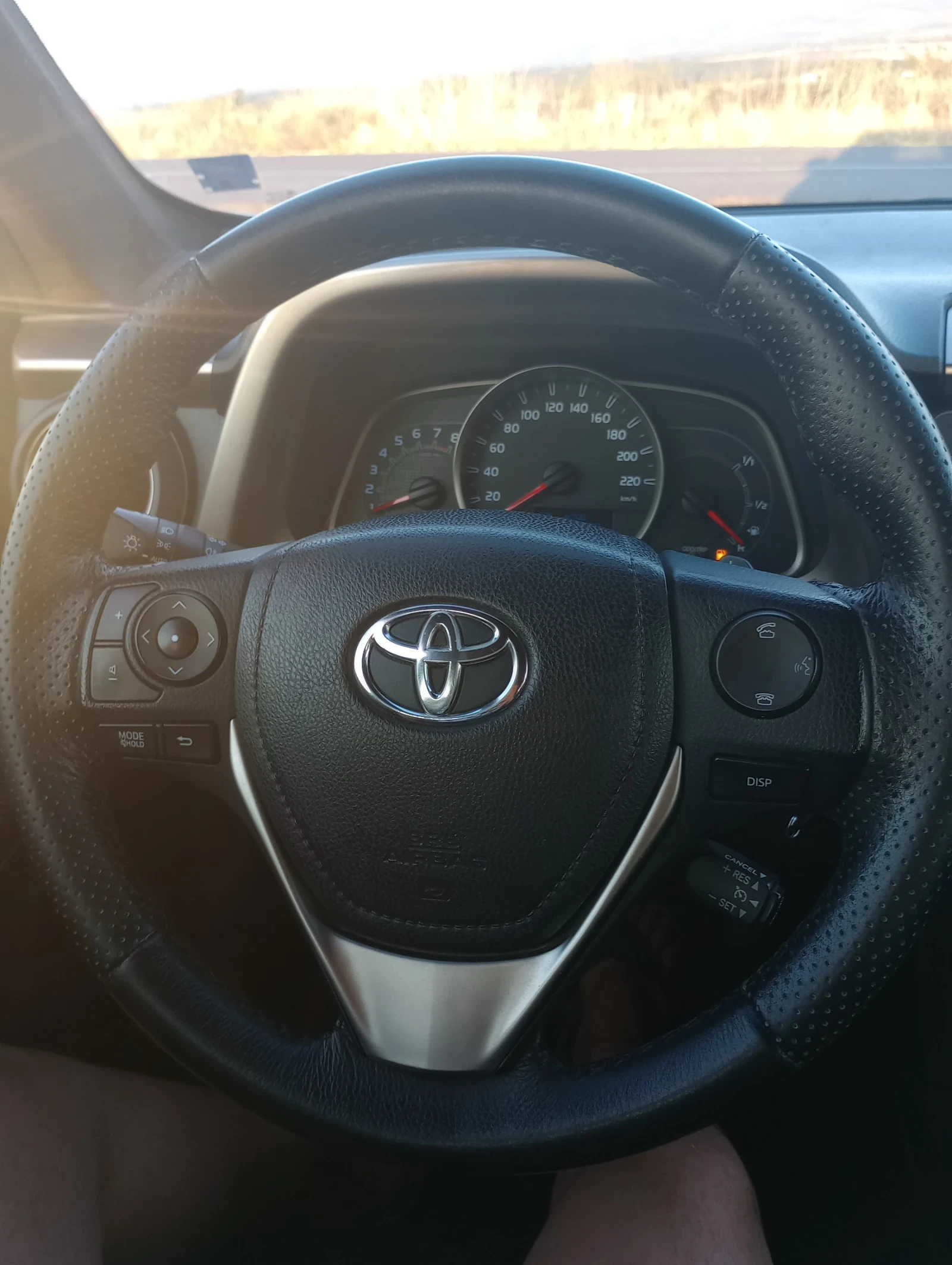 Toyota Rav4, снимка 9 - Автомобили и джипове - 55618715