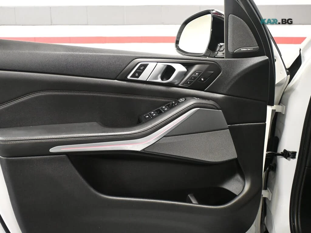 BMW X5 xDrive40i* Harman-Kardon* АвтоКредит * (ЦЕНА ДО БГ, снимка 11 - Автомобили и джипове - 55878898