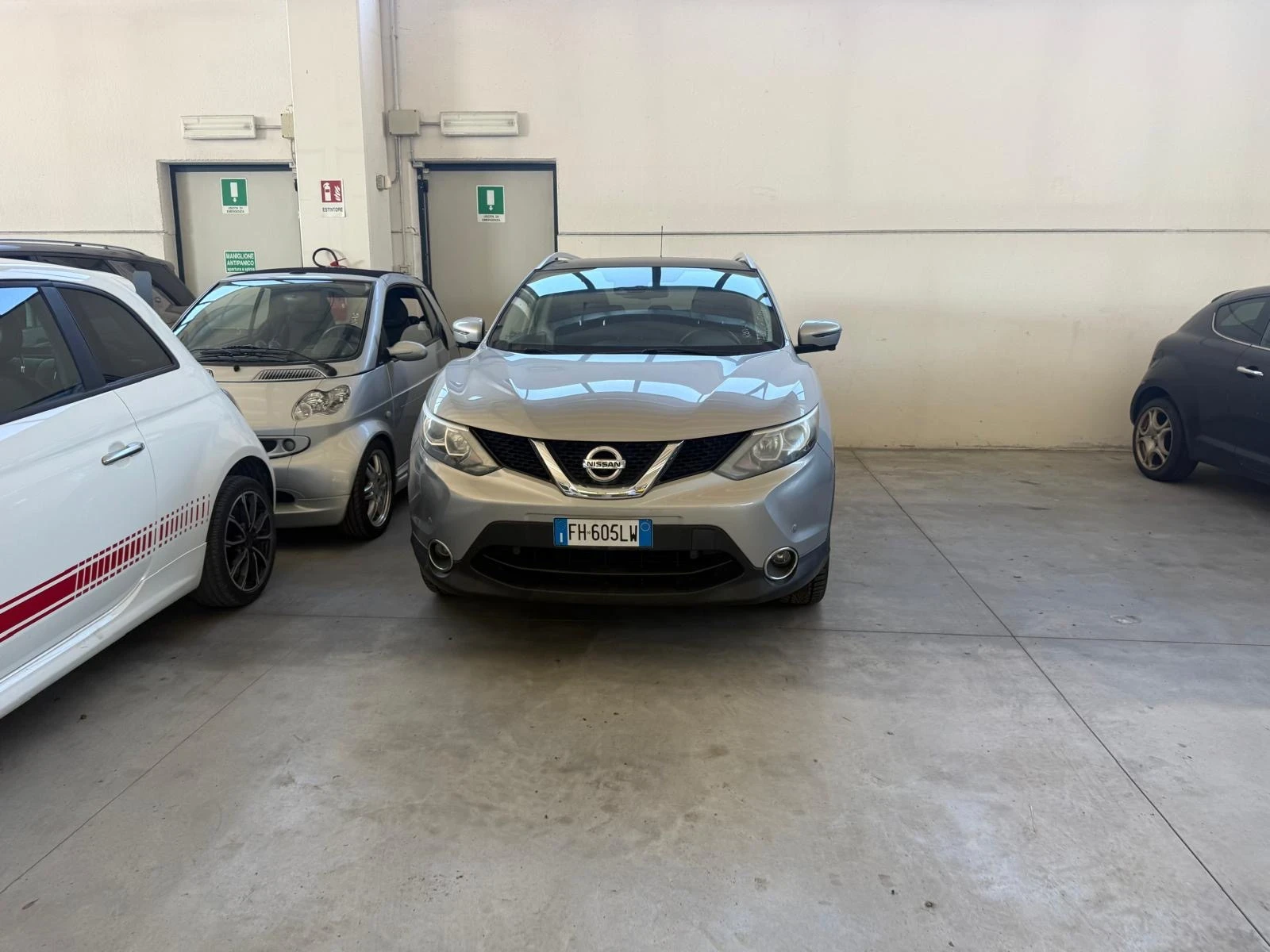 Nissan Qashqai 1.5 DCi 2017 183 хил км. ТОП СЪСТОЯНИЕ!!!, снимка 2 - Автомобили и джипове - 56171261