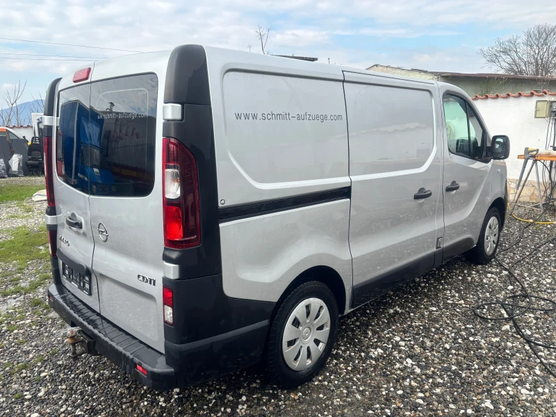 Opel Vivaro КЛИМА, снимка 4 - Бусове и автобуси - 49776062