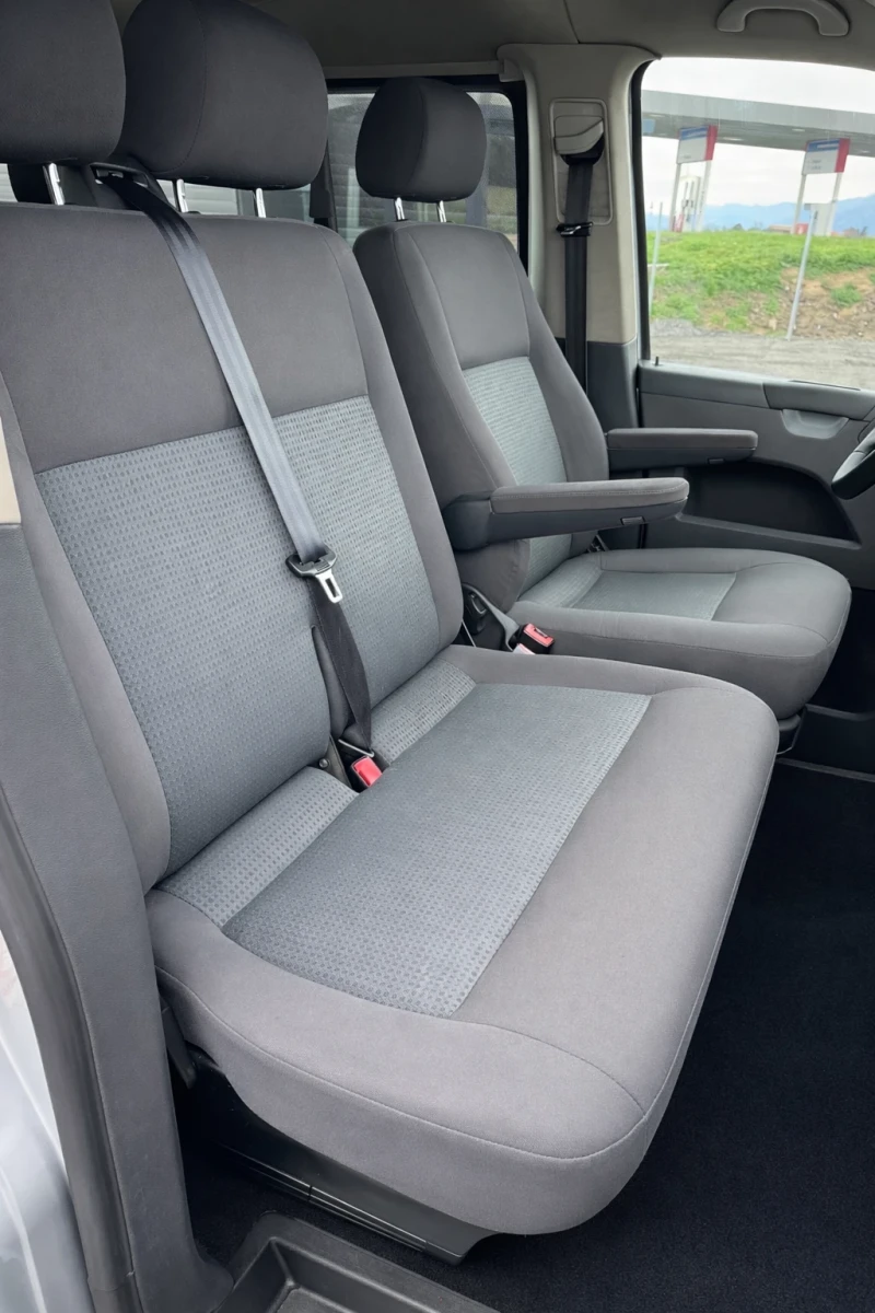 VW T5 2.5TDI CARAVELLE, Дълга База, 9 Места, Климатроник, снимка 10 - Бусове и автобуси - 53598792