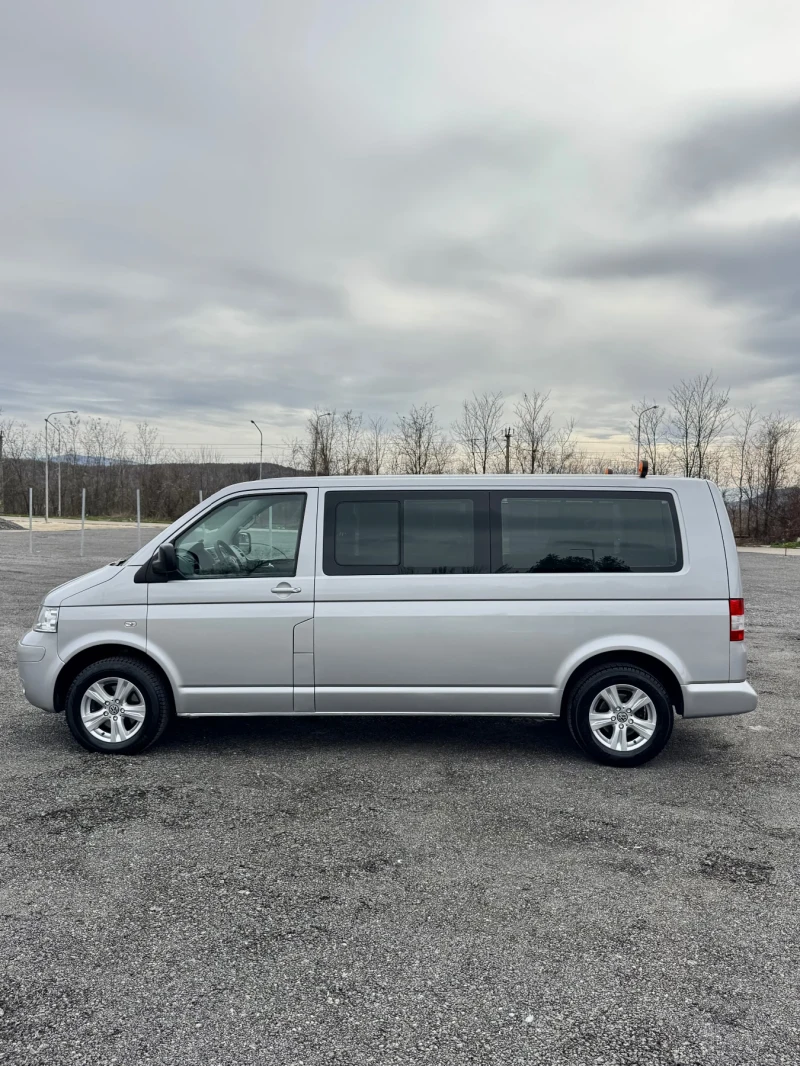 VW T5 2.5TDI CARAVELLE, Дълга База, 9 Места, Климатроник, снимка 6 - Бусове и автобуси - 53598792