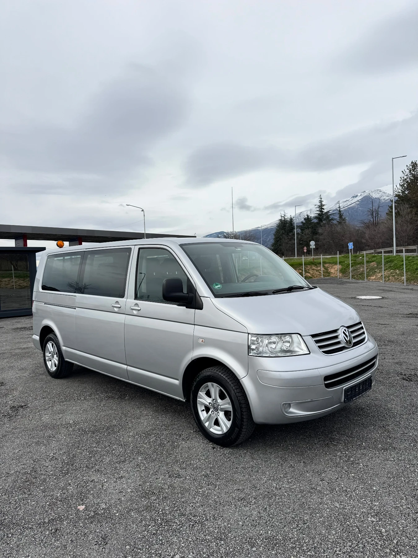 VW T5 2.5TDI CARAVELLE, Дълга База, 9 Места, Климатроник - изображение 3