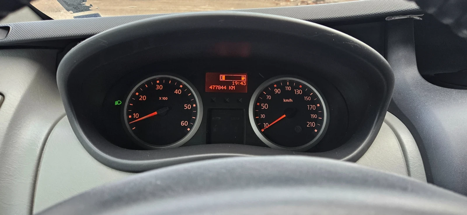 Renault Trafic 2.0 dci, 8+ 1 дълга база, снимка 10 - Бусове и автобуси - 54588502