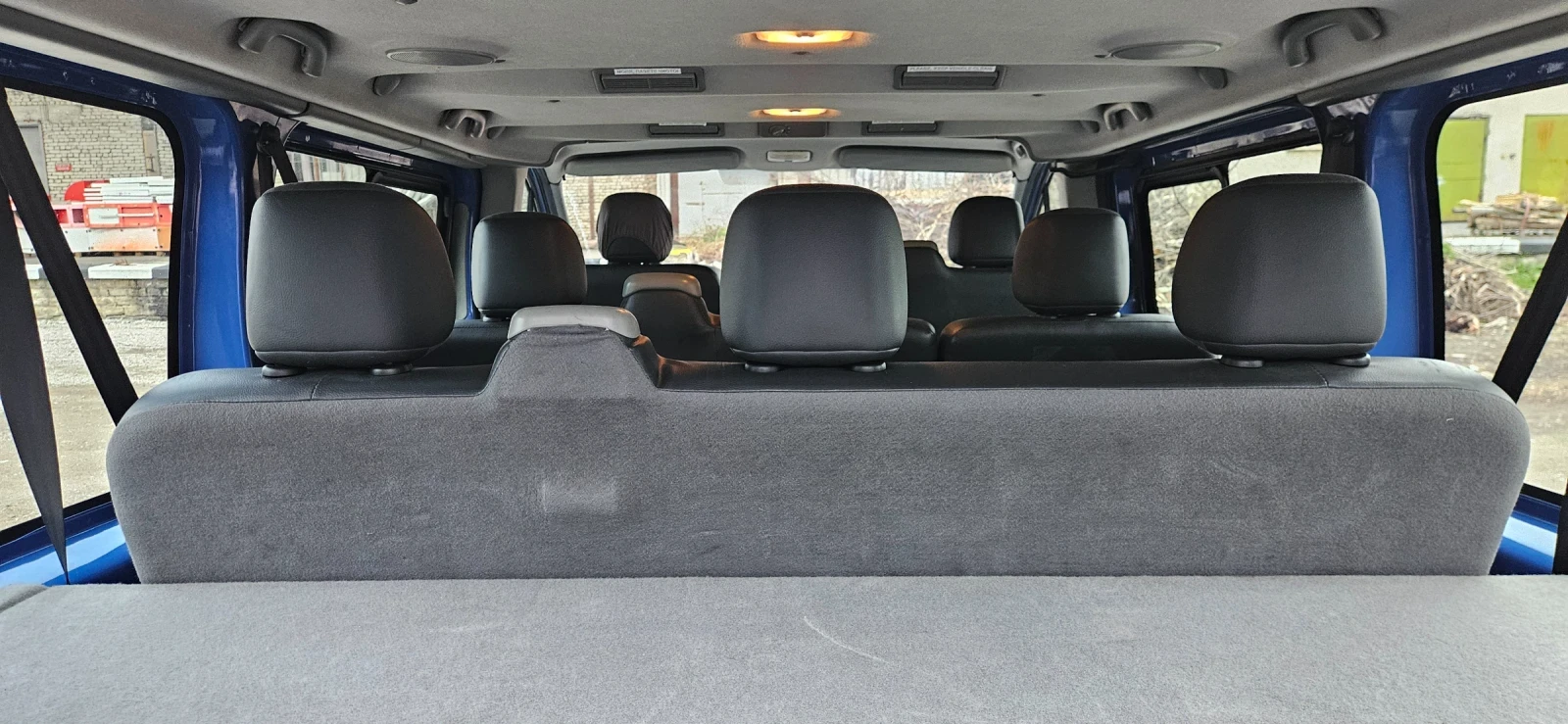 Renault Trafic 2.0 dci, 8+ 1 дълга база, снимка 7 - Бусове и автобуси - 54588502