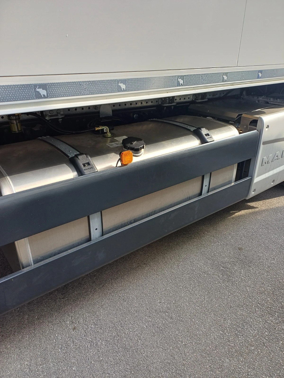 Man Tgx 26.440 6x2-2 BL CH | Mobile.bg   14