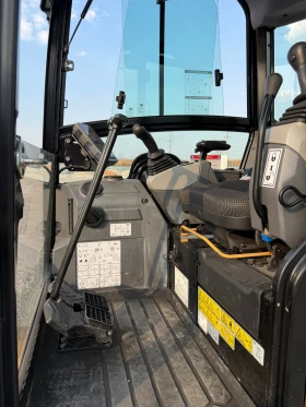 Багер Caterpillar 302.7CR, снимка 7