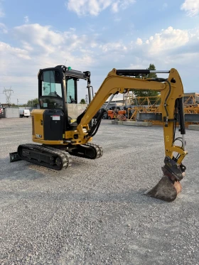 Багер Caterpillar 302.7CR, снимка 1