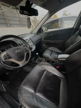 Hyundai I30 2.0 CRDi, снимка 5