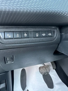 Peugeot 2008 1.6HDI/ALLURE/НАВИ-ПАРК АСИСТ/СЕРВИЗНА ИСТОРИЯ - 6300 € - 37902165 17