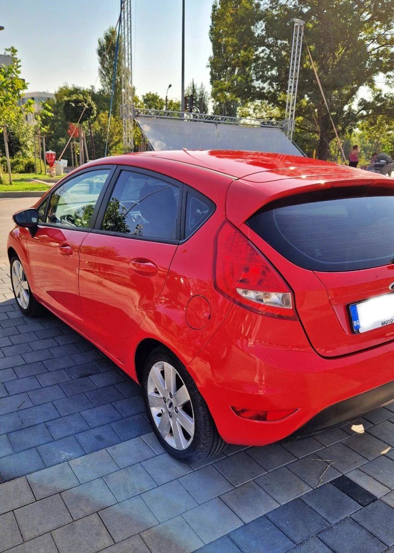 Ford Fiesta 1.4 TDCi, снимка 4 - Автомобили и джипове - 47163212