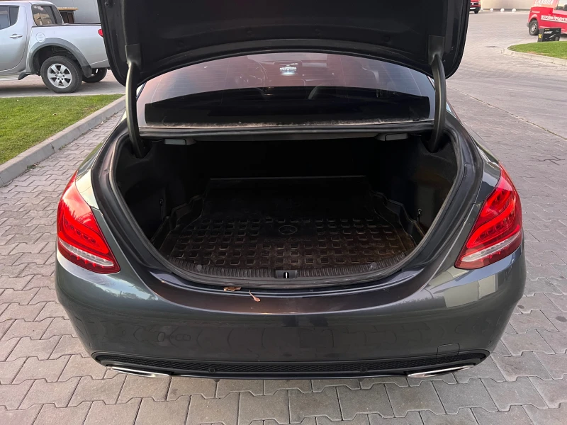 Mercedes-Benz C 300 AMG 4MATIC ILS LED HEAD-UP PANO ASSIST PLUS, снимка 17 - Автомобили и джипове - 47908782