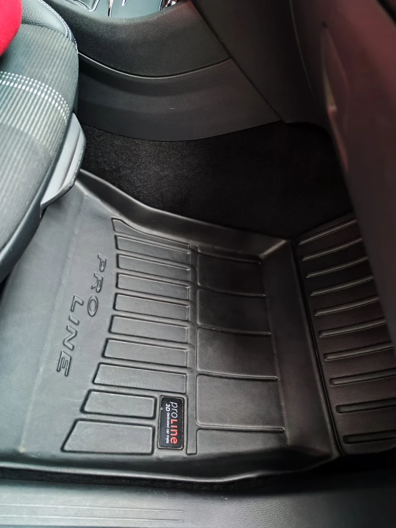 Mercedes-Benz CLA 200, снимка 14 - Автомобили и джипове - 53101881