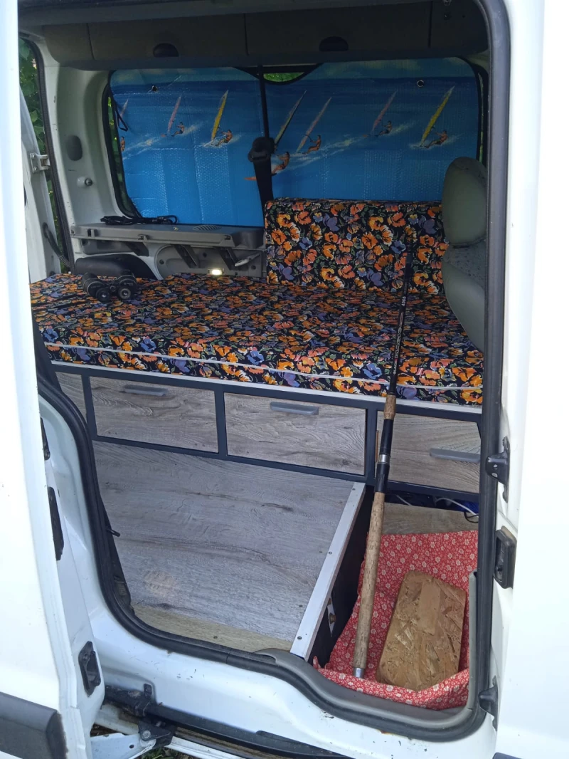 Renault Kangoo мини кемпер, снимка 4 - Автомобили и джипове - 52516719