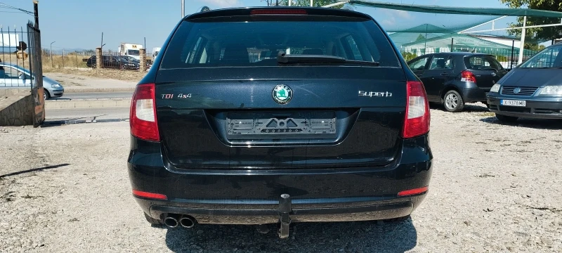 Skoda Superb 2.0TDI, 4?4, 170к.с.NAVI, снимка 8 - Автомобили и джипове - 52573494